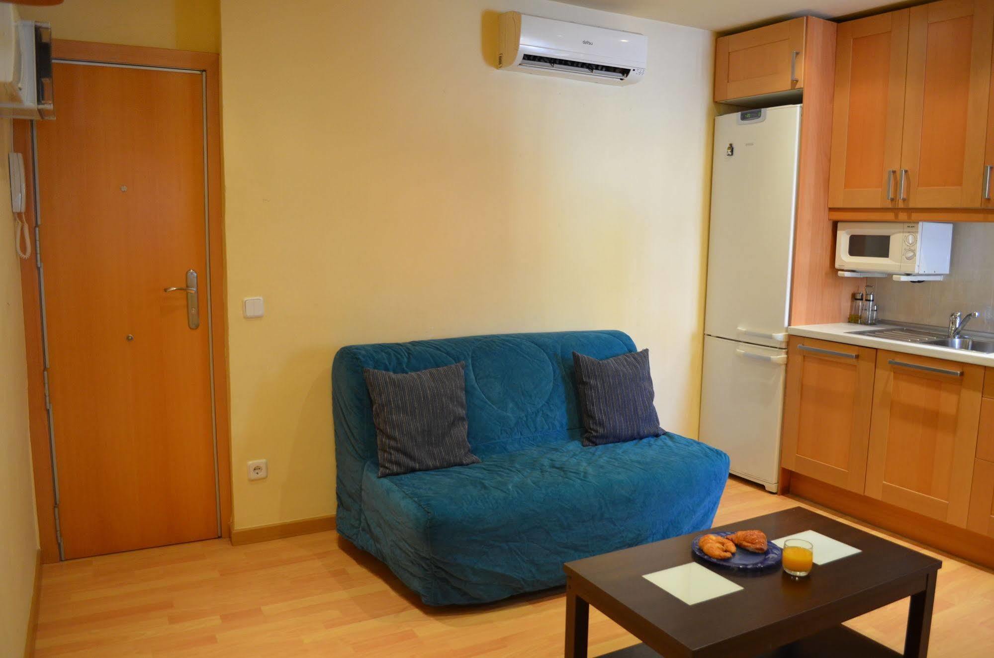 Apartment Bed&Bcn Sant Andreu II Barcelona Exterior foto
